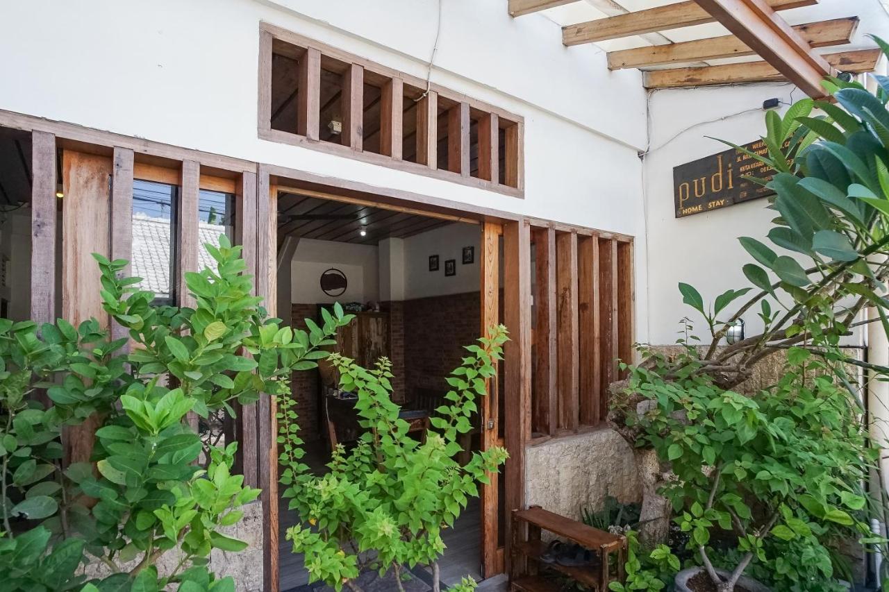 Pudi Homestay Canggu Eksteriør billede